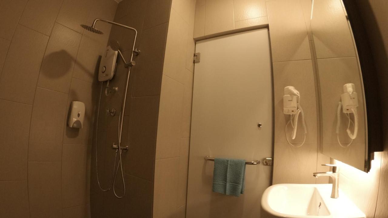U Design Hotel Куала Липис Екстериор снимка