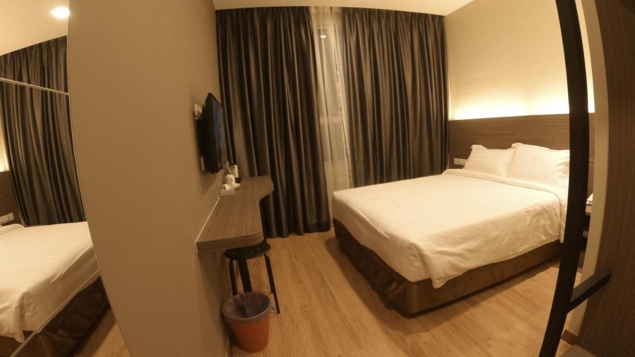 U Design Hotel Куала Липис Екстериор снимка